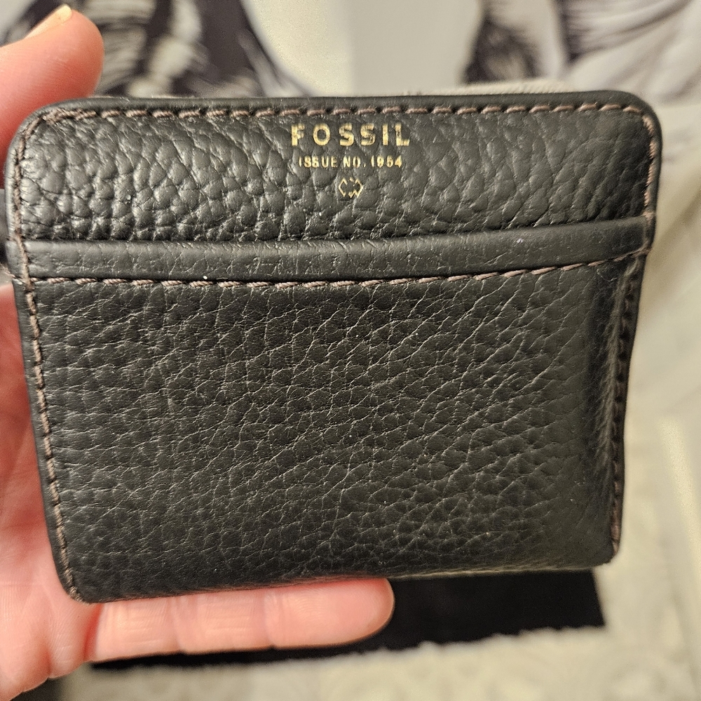 Fossil wallet